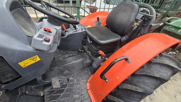 KUBOTA M5071 Narrow